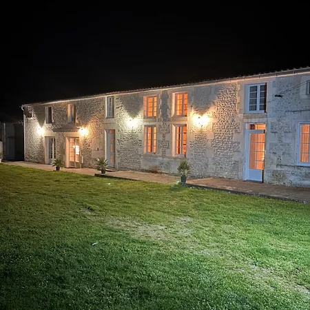Le Clos Des Vignes Saint-Palais-du-Ne